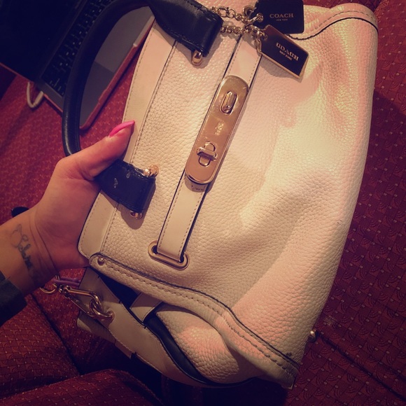 White and black leather coach purse - Picture 1 of 2